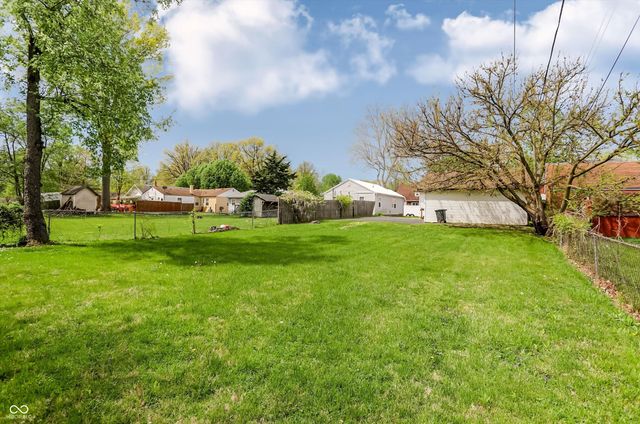 945 Cecil Avenue, Indianapolis, IN 46219