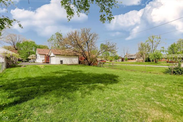 945 Cecil Avenue, Indianapolis, IN 46219