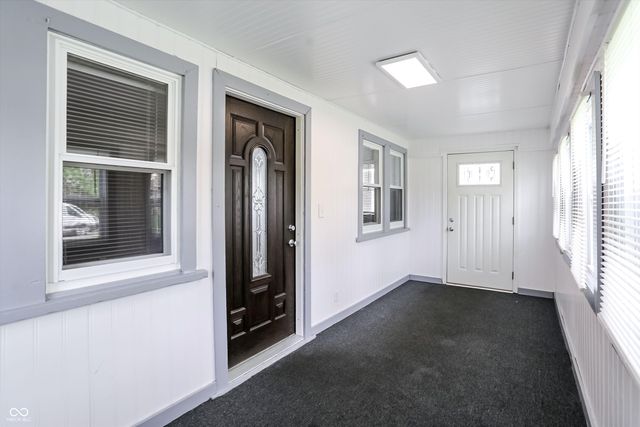 945 Cecil Avenue, Indianapolis, IN 46219