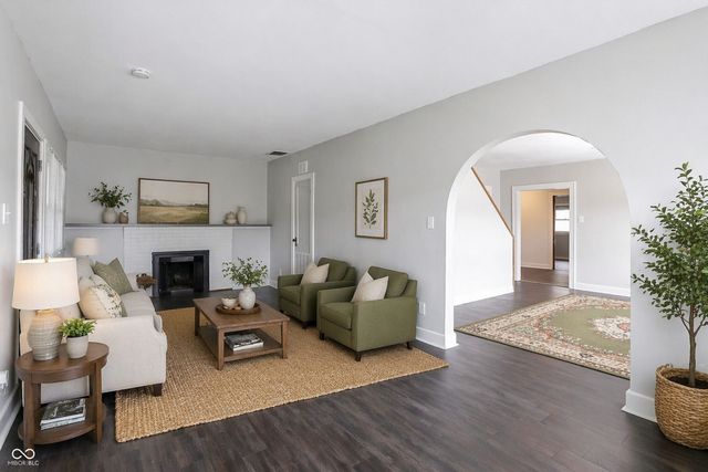 945 Cecil Avenue, Indianapolis, IN 46219