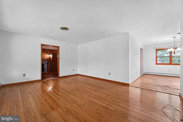 3327 NINER RD, Finksburg, MD 21048