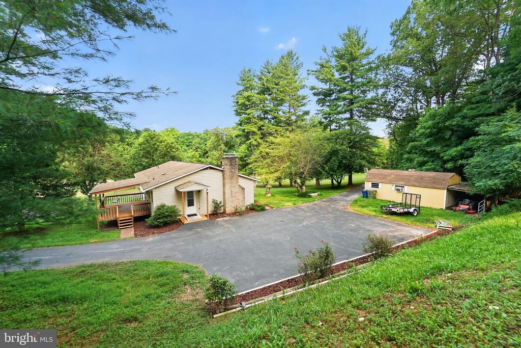 3327 NINER RD, Finksburg, MD 21048