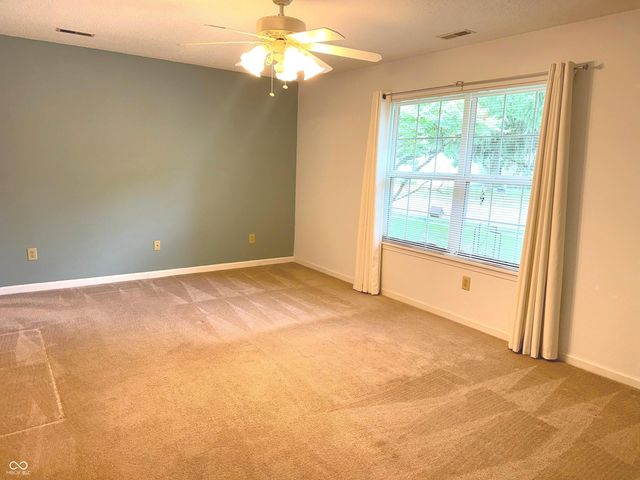 437 E Pine Ridge Drive, Westfield, IN 46074