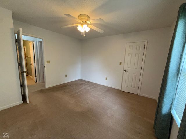 437 E Pine Ridge Drive, Westfield, IN 46074