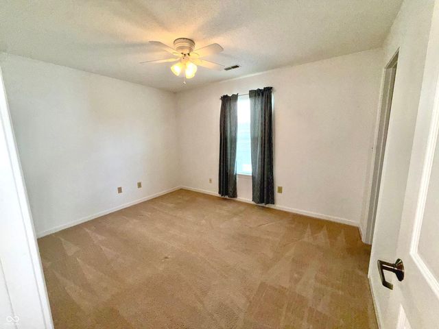 437 E Pine Ridge Drive, Westfield, IN 46074