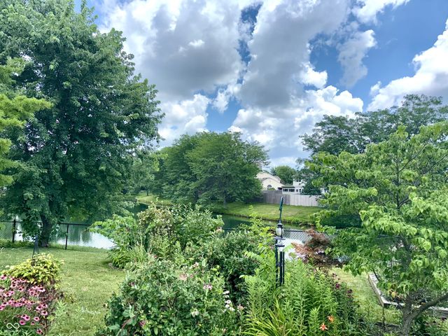 437 E Pine Ridge Drive, Westfield, IN 46074