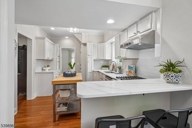 43 Parker Ave, Maplewood Twp., NJ 07040