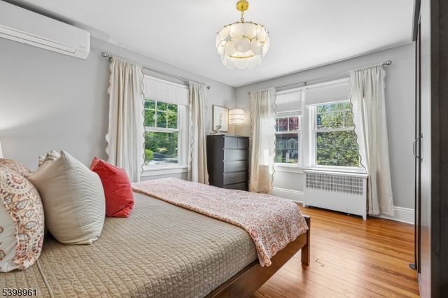 43 Parker Ave, Maplewood Twp., NJ 07040