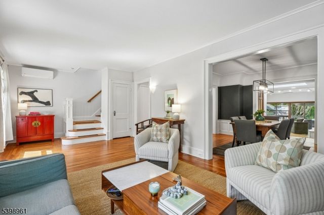 43 Parker Ave, Maplewood Twp., NJ 07040
