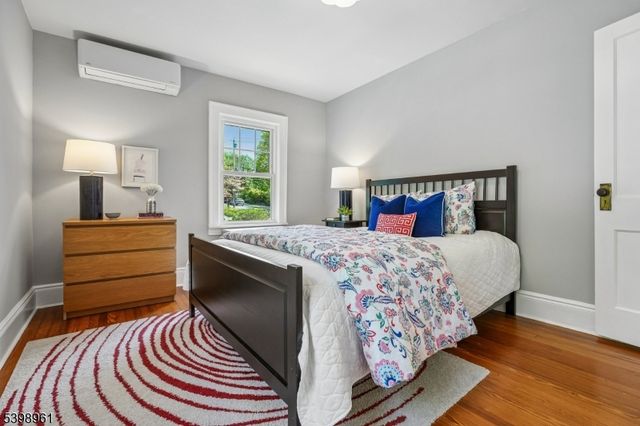 43 Parker Ave, Maplewood Twp., NJ 07040