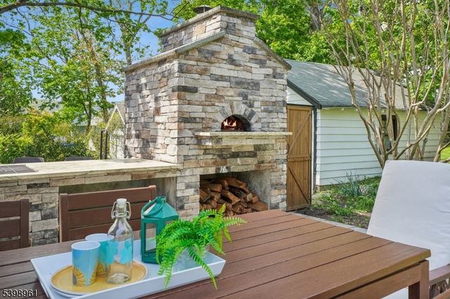 43 Parker Ave, Maplewood Twp., NJ 07040
