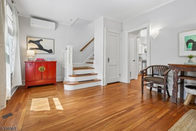 43 Parker Ave, Maplewood Twp., NJ 07040