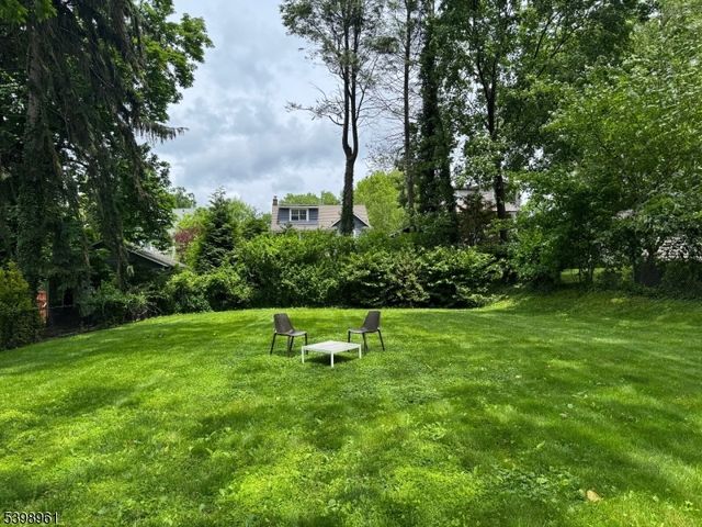 43 Parker Ave, Maplewood Twp., NJ 07040