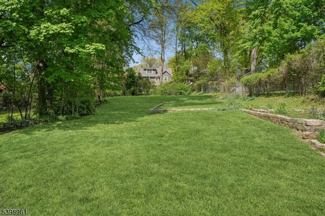 43 Parker Ave, Maplewood Twp., NJ 07040