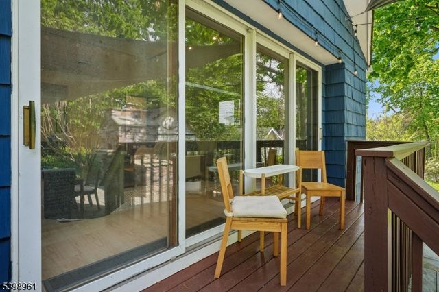 43 Parker Ave, Maplewood Twp., NJ 07040