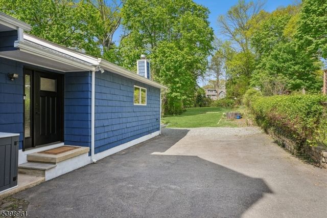 43 Parker Ave, Maplewood Twp., NJ 07040
