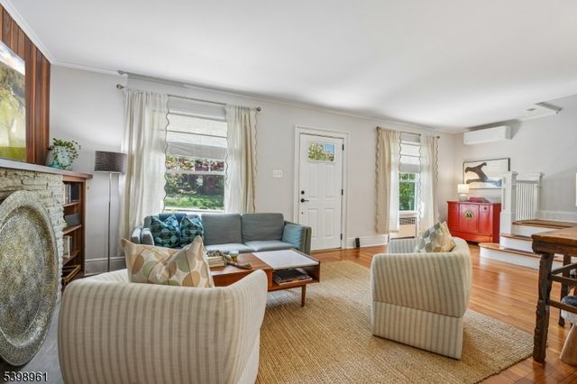 43 Parker Ave, Maplewood Twp., NJ 07040