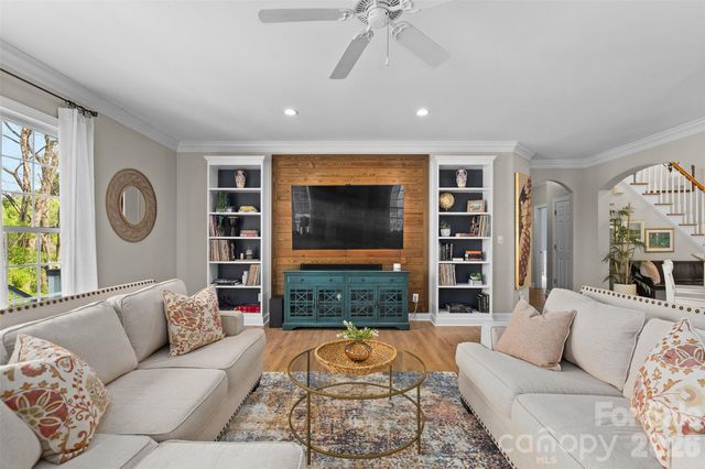 16040 Glen Miro Drive, Huntersville, NC 28078