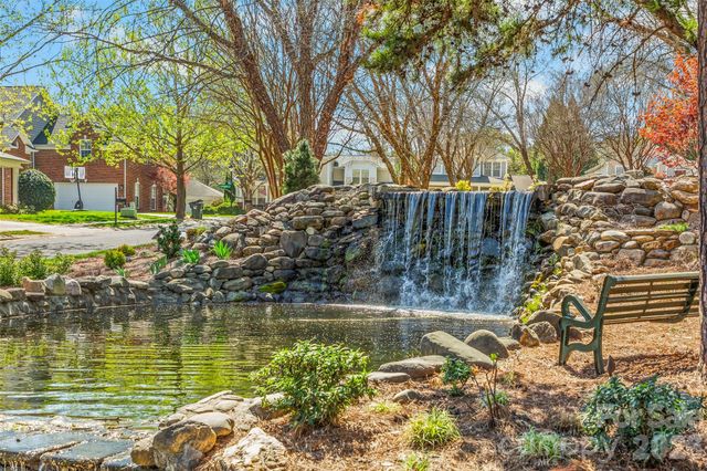 16040 Glen Miro Drive, Huntersville, NC 28078