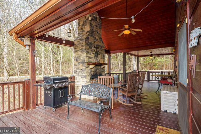 97 Fox Mountain Crossing Road, Blue Ridge, GA 30513
