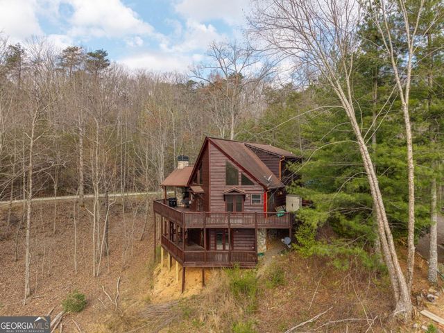 97 Fox Mountain Crossing Road, Blue Ridge, GA 30513