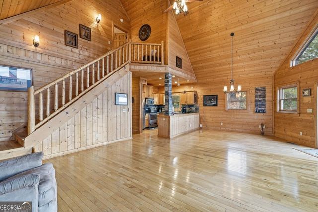 97 Fox Mountain Crossing Road, Blue Ridge, GA 30513