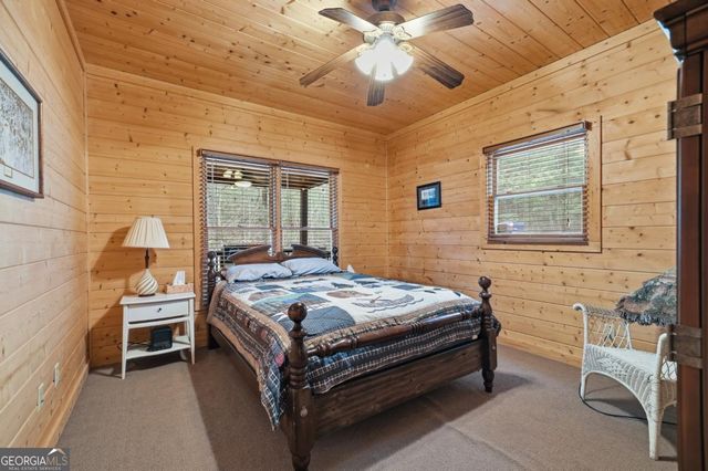 97 Fox Mountain Crossing Road, Blue Ridge, GA 30513