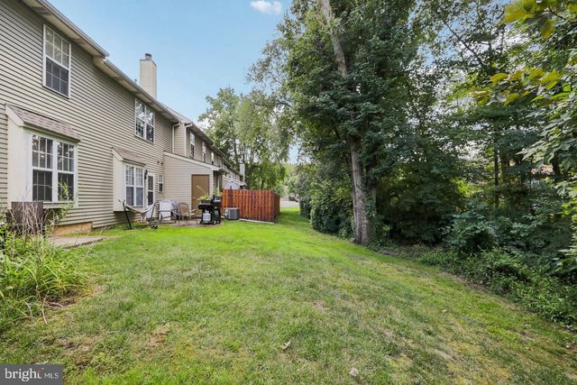 329 GWYNEDD CT, Mount Laurel, NJ 08054