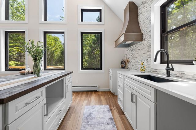108 Chestnut Road, Newport, NH 03773