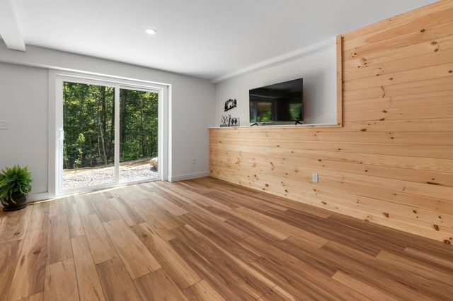 108 Chestnut Road, Newport, NH 03773