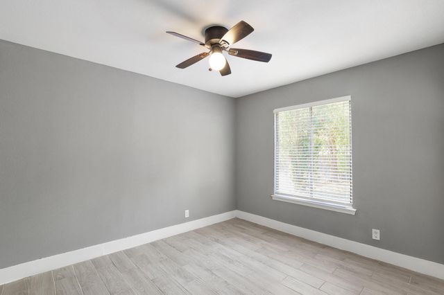 2503 Lakehurst DR, Austin, TX 78744