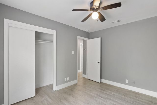2503 Lakehurst DR, Austin, TX 78744