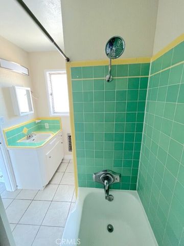 250 Cliff Drive, Laguna Beach, CA 92651