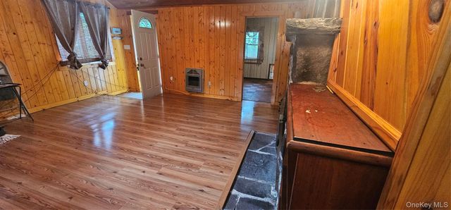 33 W Delaware Place, Bethel, NY 12720