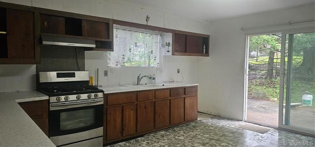 33 W Delaware Place, Bethel, NY 12720