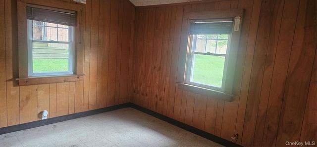 33 W Delaware Place, Bethel, NY 12720
