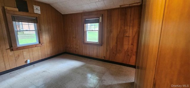33 W Delaware Place, Bethel, NY 12720