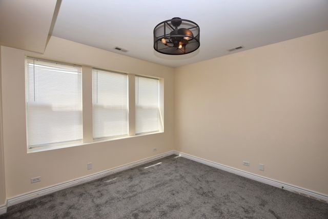 2840 W Glenlake Avenue 2D, Chicago, IL 60659
