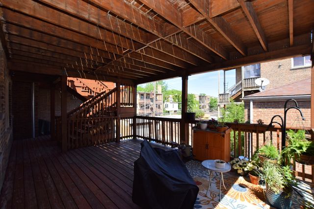 2840 W Glenlake Avenue 2D, Chicago, IL 60659