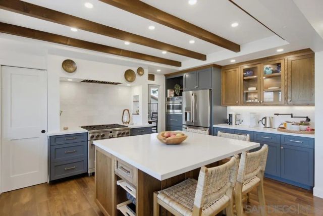 17115 Tam O'Shanter Dr, Poway, CA 92064