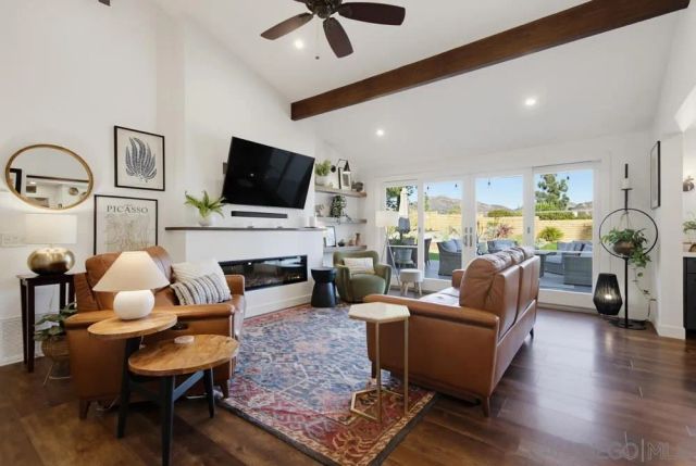 17115 Tam O'Shanter Dr, Poway, CA 92064
