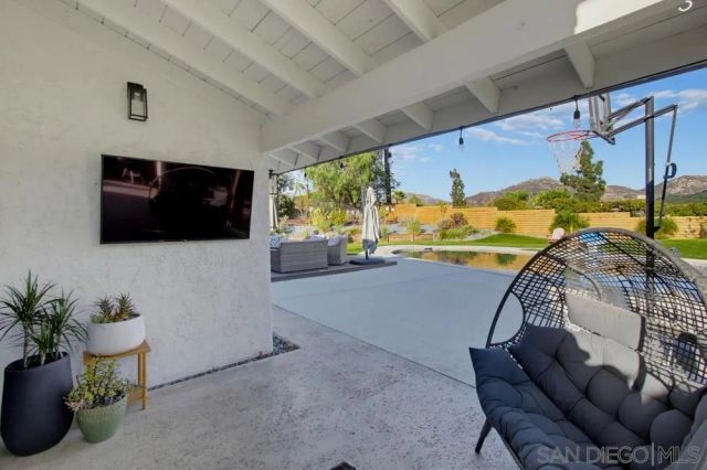 17115 Tam O'Shanter Dr, Poway, CA 92064