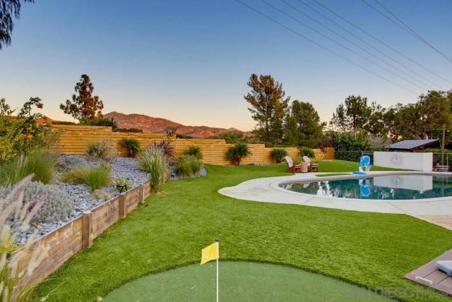 17115 Tam O'Shanter Dr, Poway, CA 92064