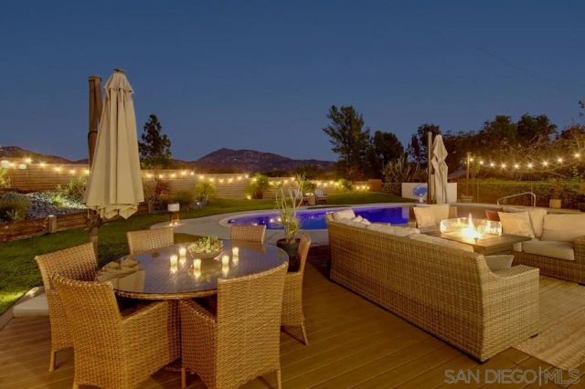 17115 Tam O'Shanter Dr, Poway, CA 92064
