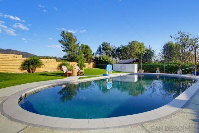 17115 Tam O'Shanter Dr, Poway, CA 92064