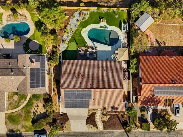 17115 Tam O'Shanter Dr, Poway, CA 92064