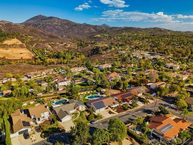 17115 Tam O'Shanter Dr, Poway, CA 92064