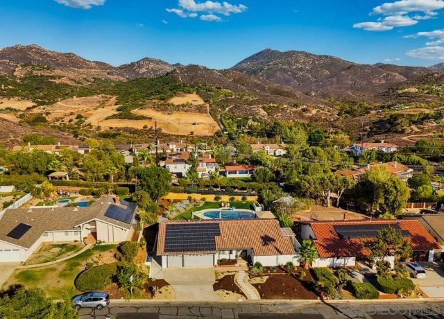 17115 Tam O'Shanter Dr, Poway, CA 92064