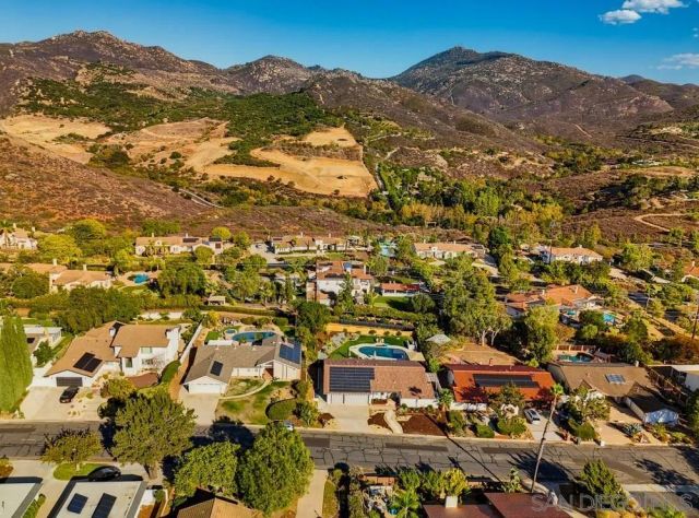 17115 Tam O'Shanter Dr, Poway, CA 92064