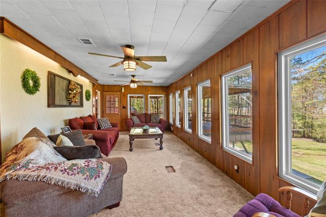 286 Lynwood, Burkeville, TX 75932